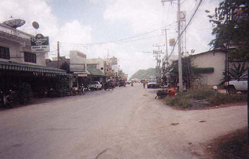Small community at sooutern end of island