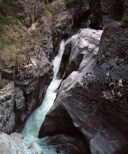 Maligne Canyon