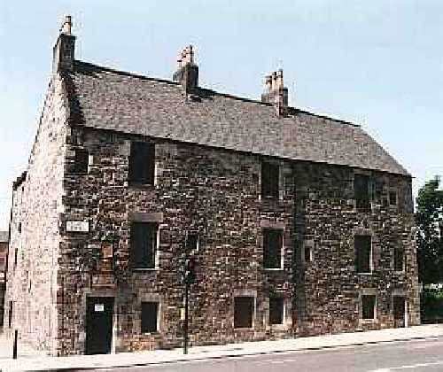 The oldest house in Glasgow 
was built in 1471 