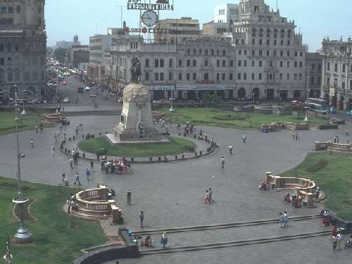 San Martin Plaza