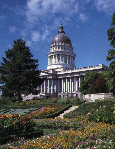 Utah State Capitol(Built in 1916)